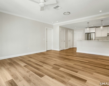 440 Heights Road - Photo Thumbnail 1