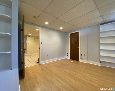 239 Edwards Street - Photo Thumbnail 9
