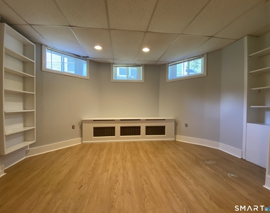 239 Edwards Street - Photo Thumbnail 10