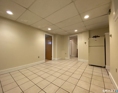 239 Edwards Street - Photo Thumbnail 4