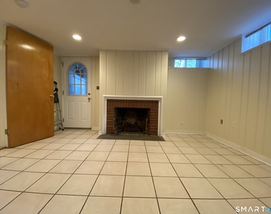 239 Edwards Street - Photo Thumbnail 5