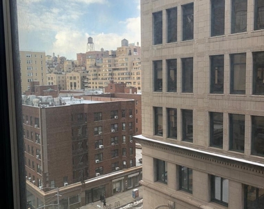 Astor Place - Photo Thumbnail 4
