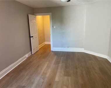 4224 Milgate St - Photo Thumbnail 8