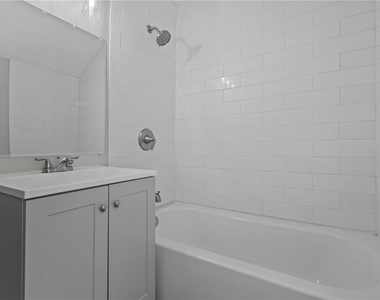 2982 Kestner Avenue - Photo Thumbnail 13