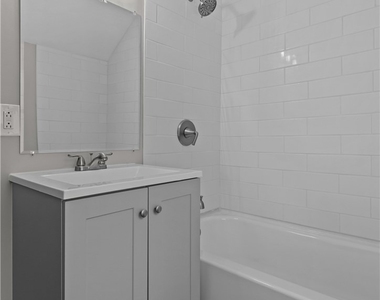2982 Kestner Avenue - Photo Thumbnail 14
