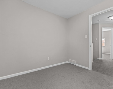 2982 Kestner Avenue - Photo Thumbnail 18