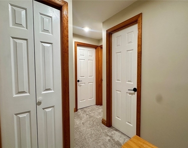 2017 Luehm Ave - Photo Thumbnail 11