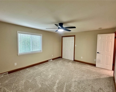 2017 Luehm Ave - Photo Thumbnail 9