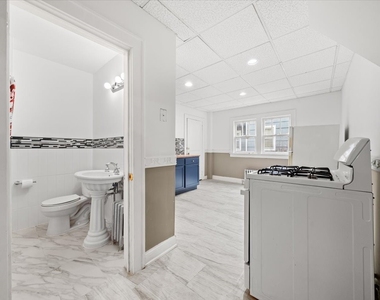 26 Doubleday Street - Photo Thumbnail 16