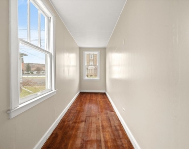 26 Doubleday Street - Photo Thumbnail 12