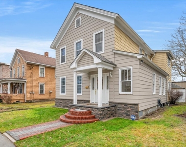 26 Doubleday Street - Photo Thumbnail 1