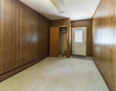 82 Terrace Drive - Photo Thumbnail 14