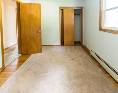 82 Terrace Drive - Photo Thumbnail 9