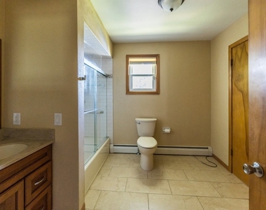 82 Terrace Drive - Photo Thumbnail 12