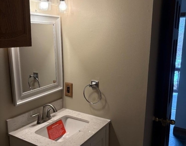 4 Red Lodge Dr - Photo Thumbnail 8
