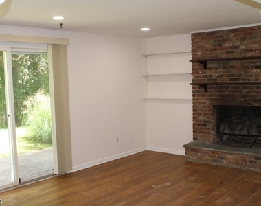 36 Cortright Rd - Photo Thumbnail 9