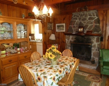 860 Burnt Meadow Rd - Photo Thumbnail 9