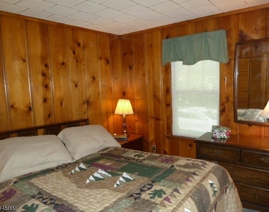 860 Burnt Meadow Rd - Photo Thumbnail 16