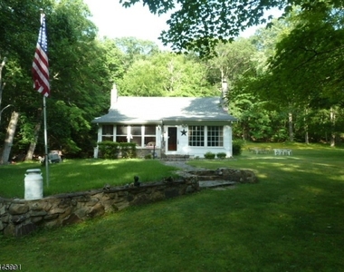 860 Burnt Meadow Rd - Photo Thumbnail 1