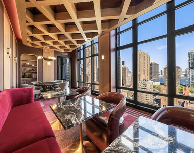 162 East 36th Street - Photo Thumbnail 4
