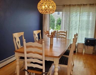 14 W Marion Street - Photo Thumbnail 4