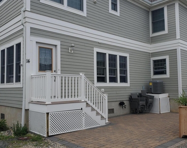 14 W Marion Street - Photo Thumbnail 1
