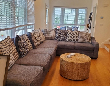 14 W Marion Street - Photo Thumbnail 5