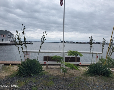 14 W Marion Street - Photo Thumbnail 12