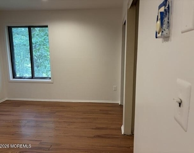 171 Amberly Drive - Photo Thumbnail 29