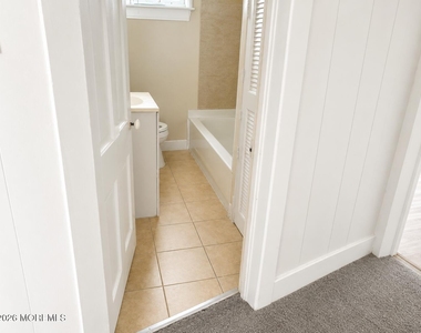 207 Howard Street - Photo Thumbnail 7