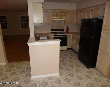 422 Indigo Court - Photo Thumbnail 4