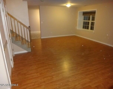 422 Indigo Court - Photo Thumbnail 1