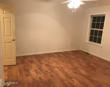 422 Indigo Court - Photo Thumbnail 8