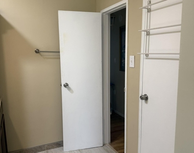 652 Holly Lane - Photo Thumbnail 21