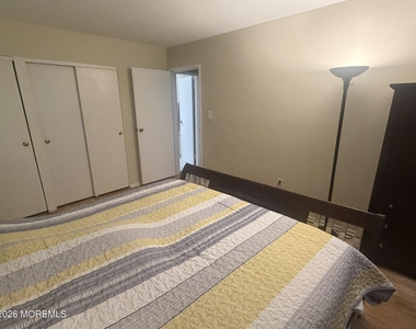 652 Holly Lane - Photo Thumbnail 20