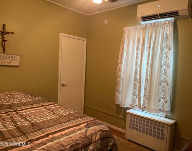 355 Main Street - Photo Thumbnail 9