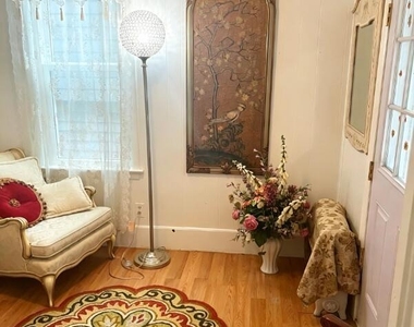 355 Main Street - Photo Thumbnail 5