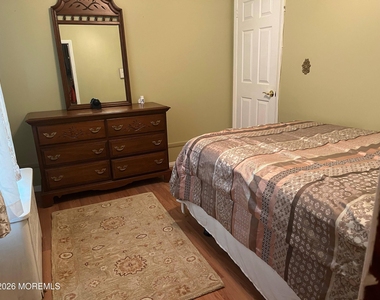 355 Main Street - Photo Thumbnail 12