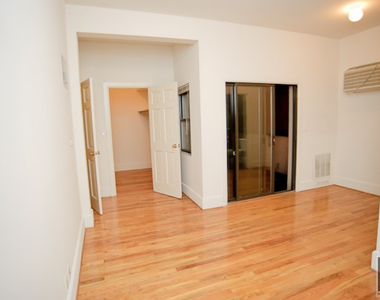East 31 Street - Photo Thumbnail 1