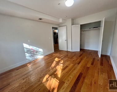 105 Troutman Street - Photo Thumbnail 8