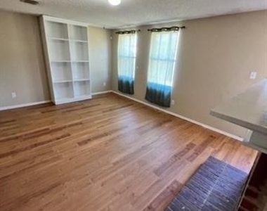 16541 Jasmine Springs Drive - Photo Thumbnail 6