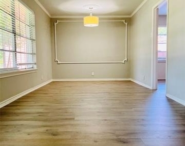 3603 Vinecrest Drive - Photo Thumbnail 5