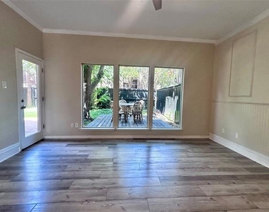 5616 Preston Oaks Road - Photo Thumbnail 7