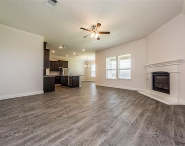 3018 Comal Court - Photo Thumbnail 4