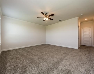 3018 Comal Court - Photo Thumbnail 19