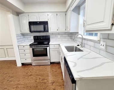 230 Mccarley Place - Photo Thumbnail 5