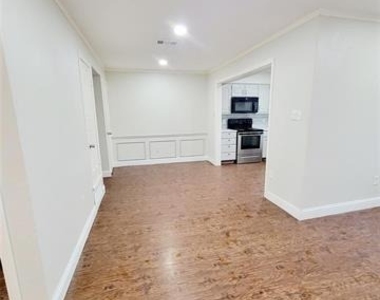 230 Mccarley Place - Photo Thumbnail 2