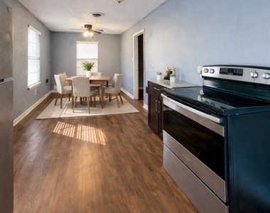 5508 Patton Drive - Photo Thumbnail 4