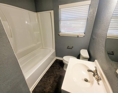 5508 Patton Drive - Photo Thumbnail 12