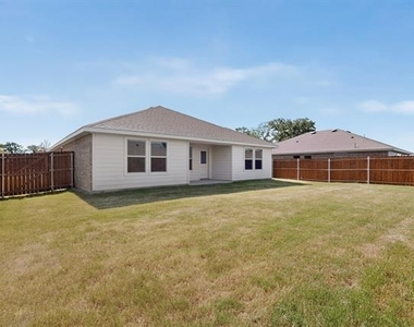 332 Pecos Drive - Photo Thumbnail 34